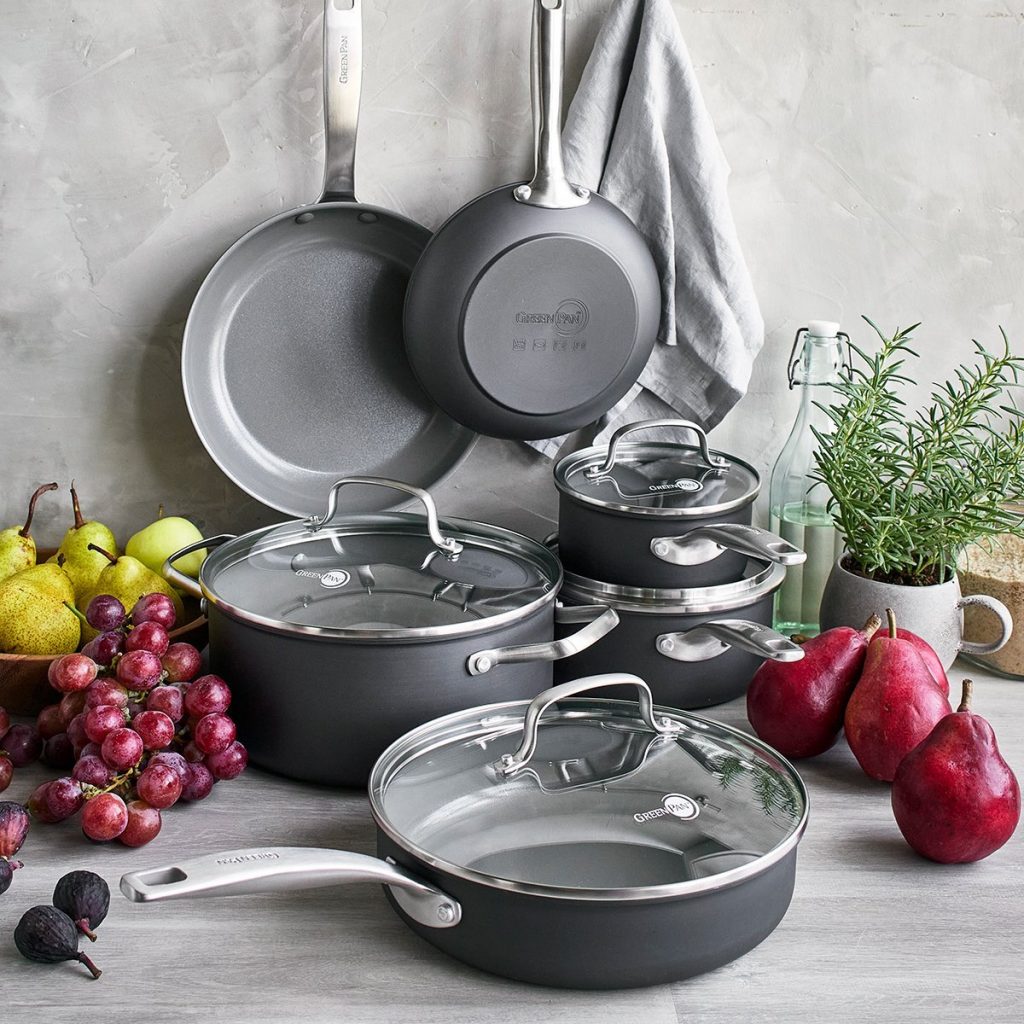 4 Best Tips for Easy Picking of Your Favorite Pans