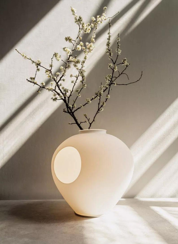 03 Madre Art Vase Lamp
