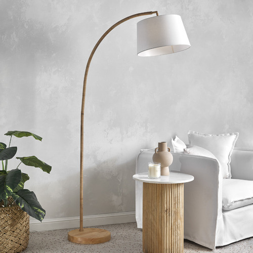 Browse through the different floor lamp options and find the one that best suits your needs.