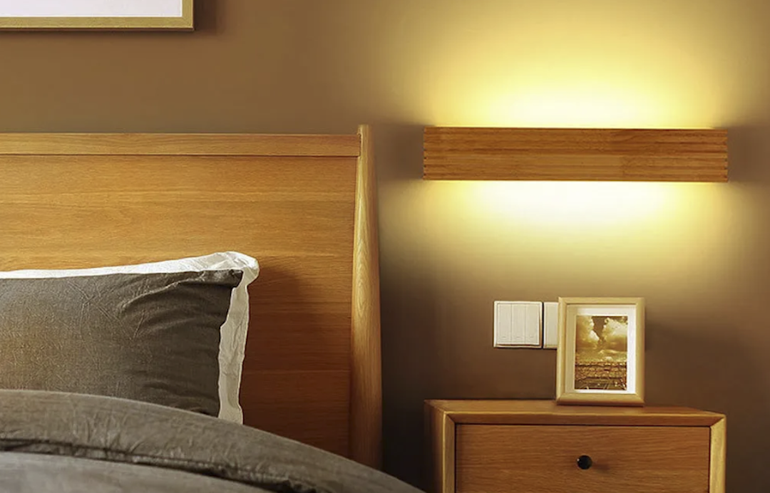 Enhance Study Room with Adjustable Wooden LED Wall Lamp