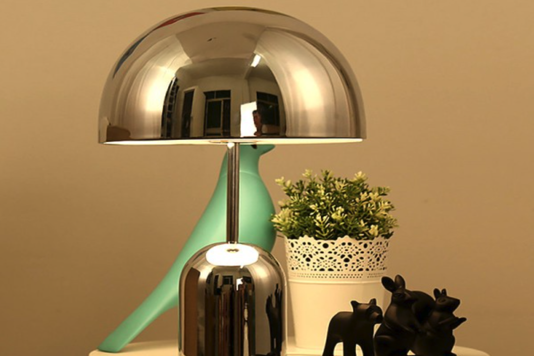 Minimalist Elegance: The Bell Table Lamp